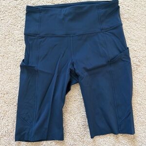 Lululemon Fast and Free shorts 10”- size 6